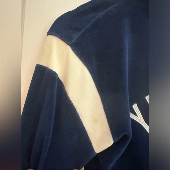 Velvor New York Yankees Zipup - Picture 5 of 5